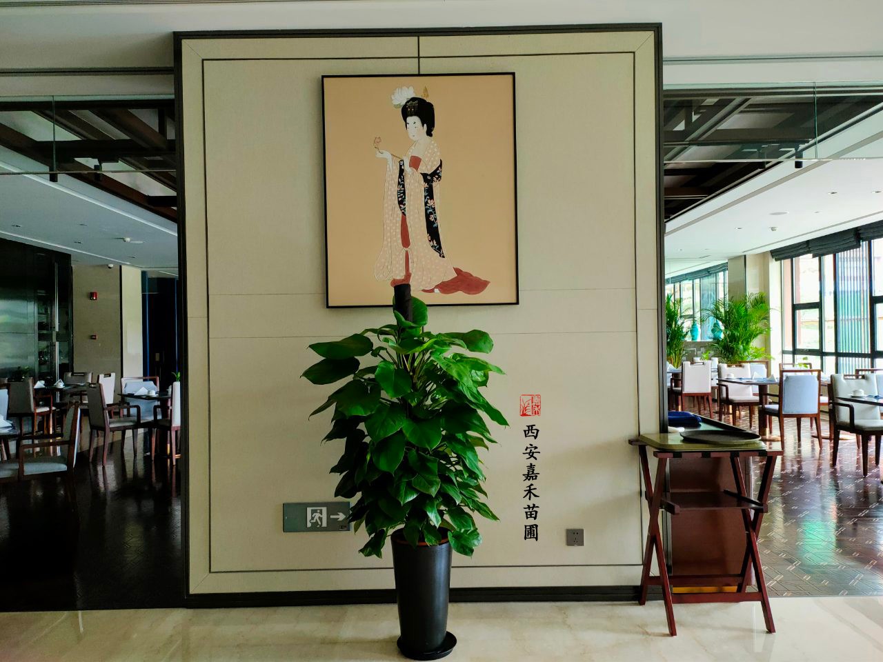 綠蘿柱租擺 綠蘿柱租擺